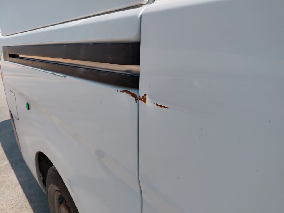 نيسان أورفان  2020 image