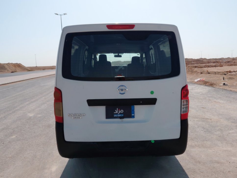 نيسان أورفان  2020 image