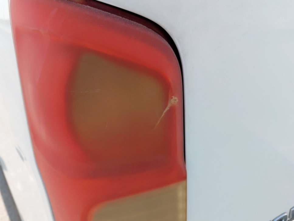 نيسان أورفان  2020 image