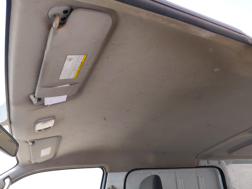 نيسان أورفان  2020 image