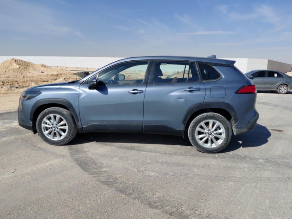 Toyota Corolla Cross AWD 2024 image