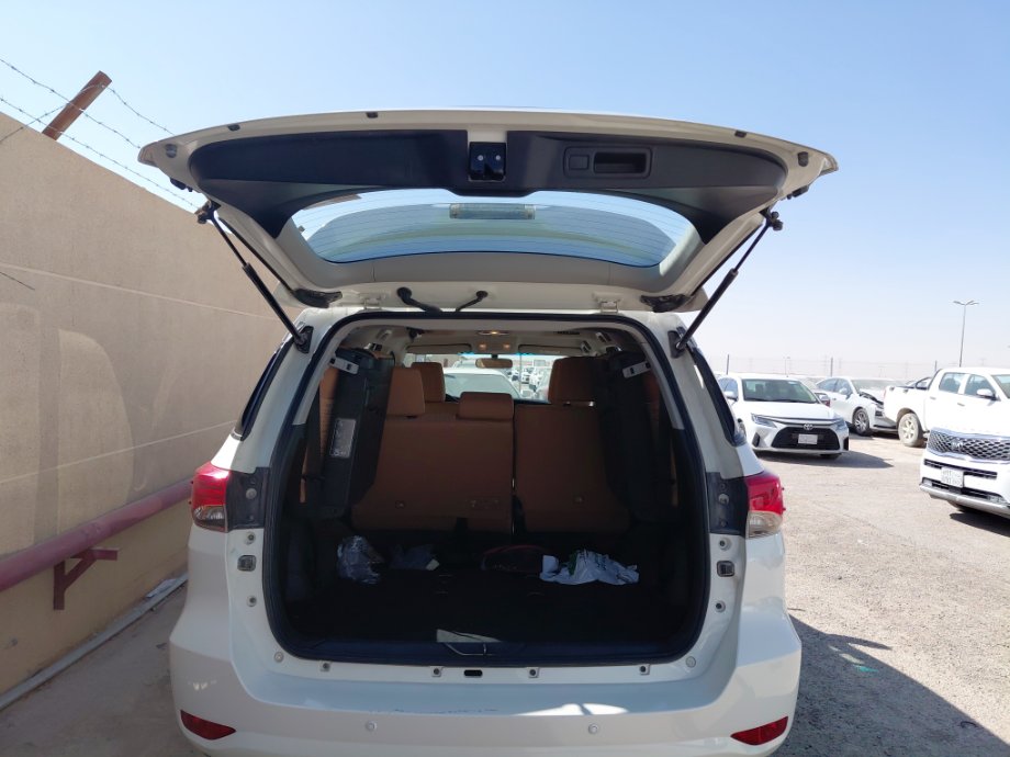 Toyota Fortuner GX2 2022 image