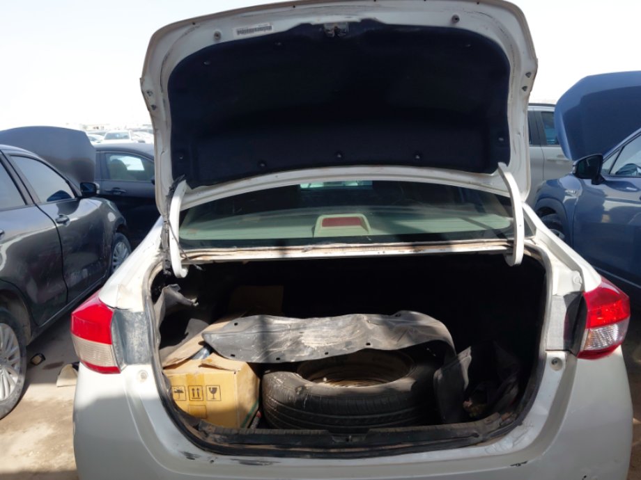 تويوتا يارس Y 2022 image