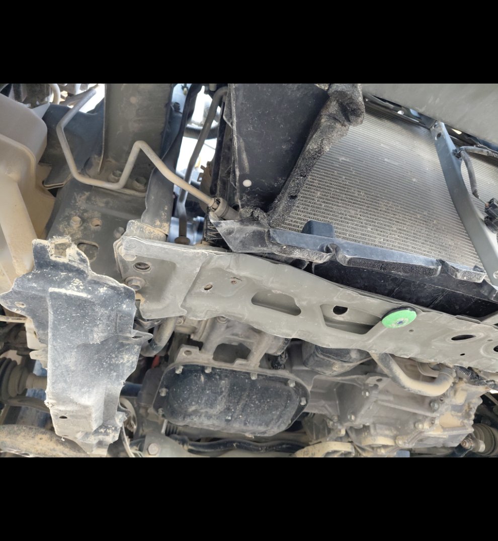 Toyota Corolla Cross LE HEV 2023 image