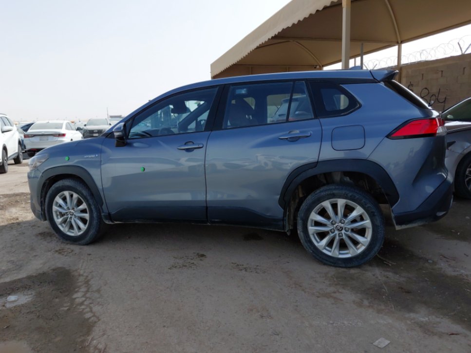 Toyota Corolla Cross LE HEV 2023 image