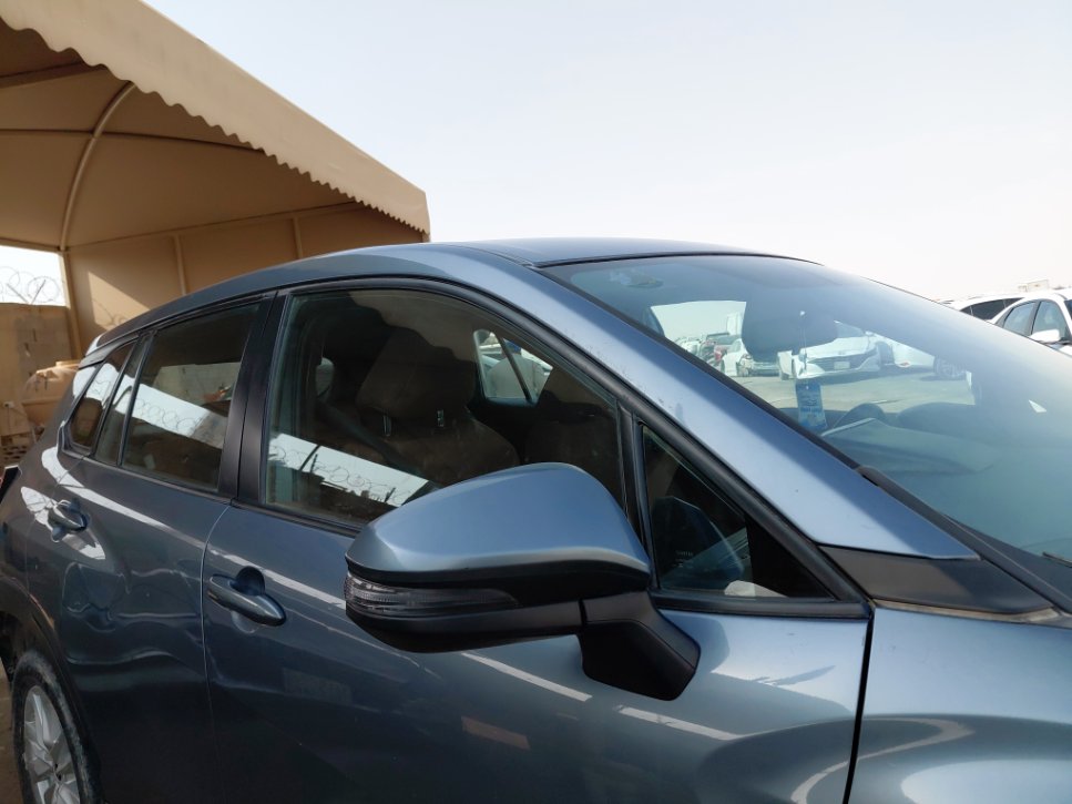 Toyota Corolla Cross LE HEV 2023 image