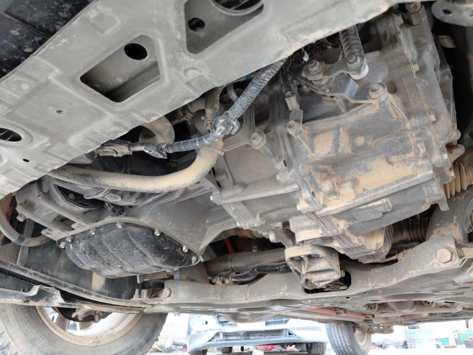 Toyota Corolla Cross LE HEV 2023 image