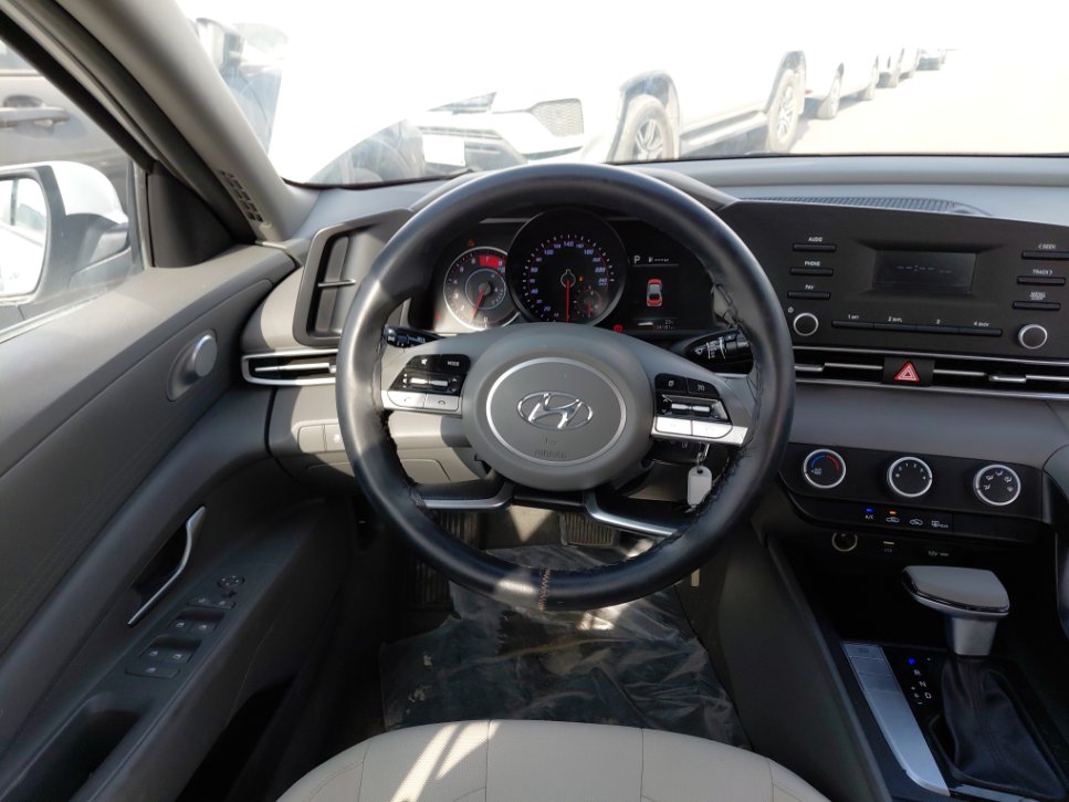 Hyundai Elantra سمارت 2022 image