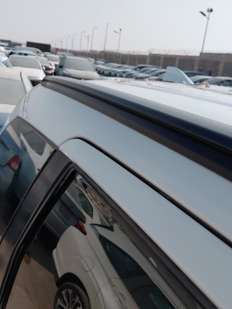 تويوتا راش GL 75 -  Sports 2022 image