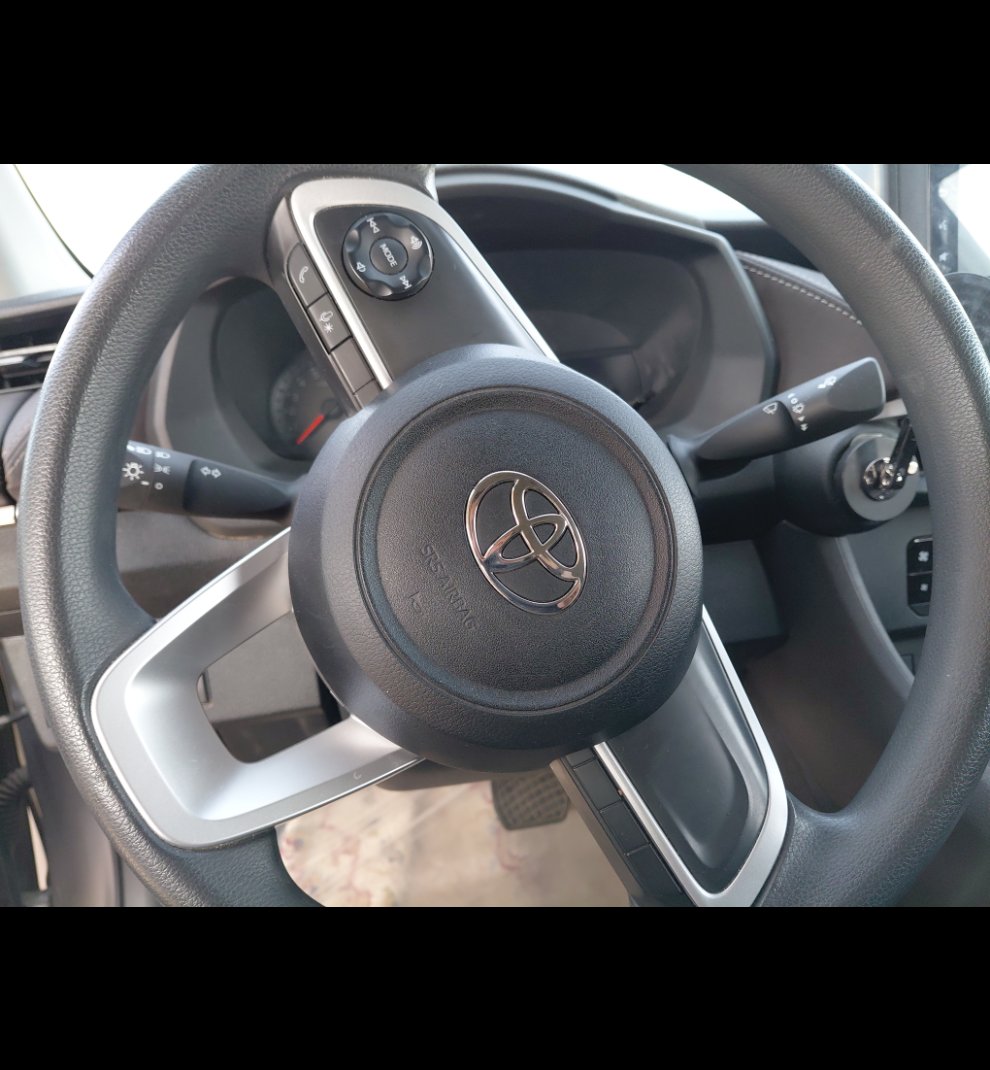 تويوتا يارس Y 2024 image