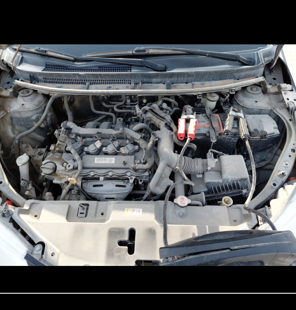 تويوتا يارس Y FLT 2021 image