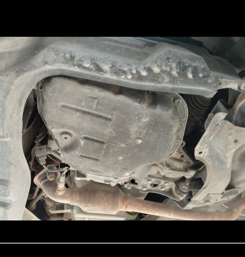 تويوتا يارس Y FLT 2021 image