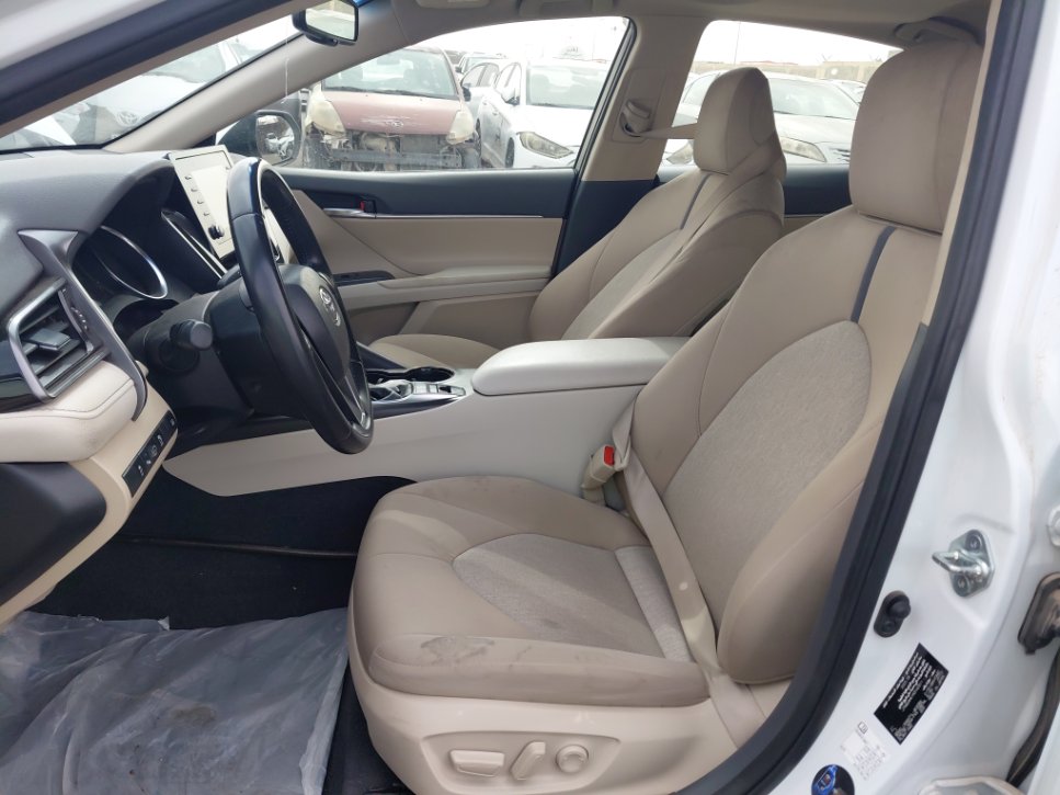 تويوتا كامري GLE HEV  2024 image