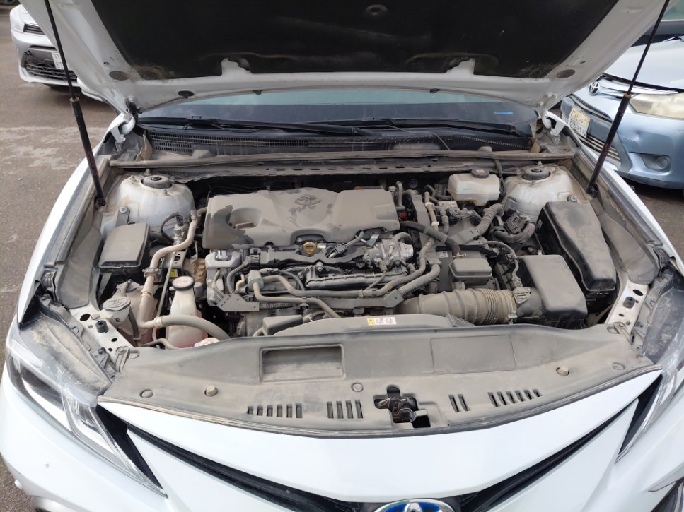 تويوتا كامري GLE HEV  2024 image