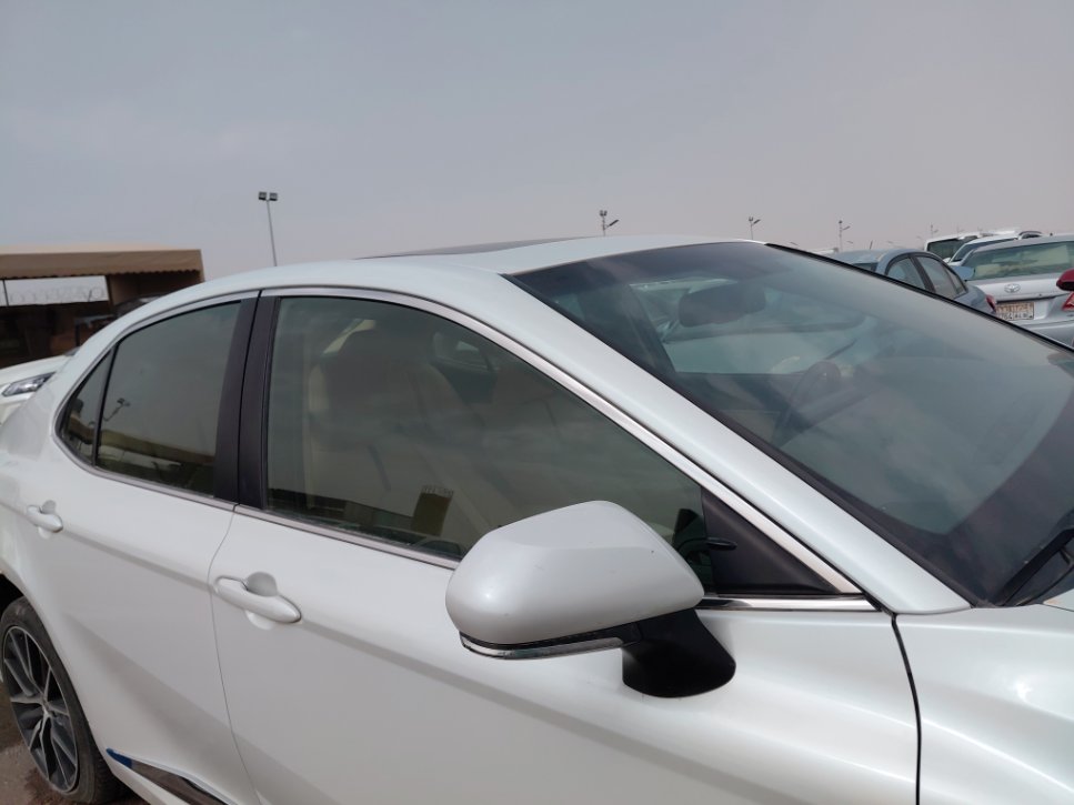 تويوتا كامري GLE HEV  2024 image