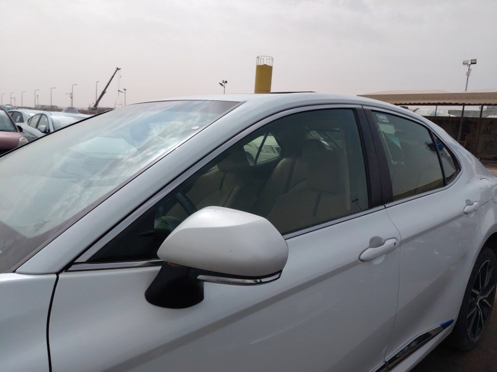 تويوتا كامري GLE HEV  2024 image