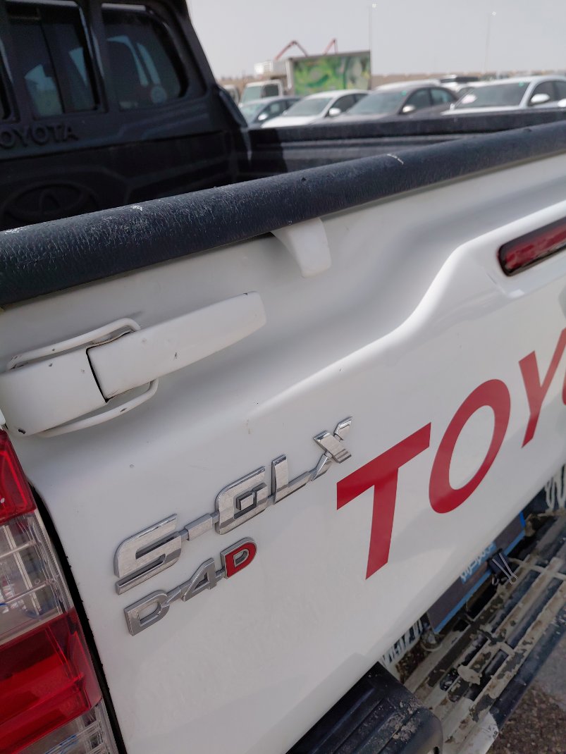 تويوتا هايلكس SGLX 2022 image