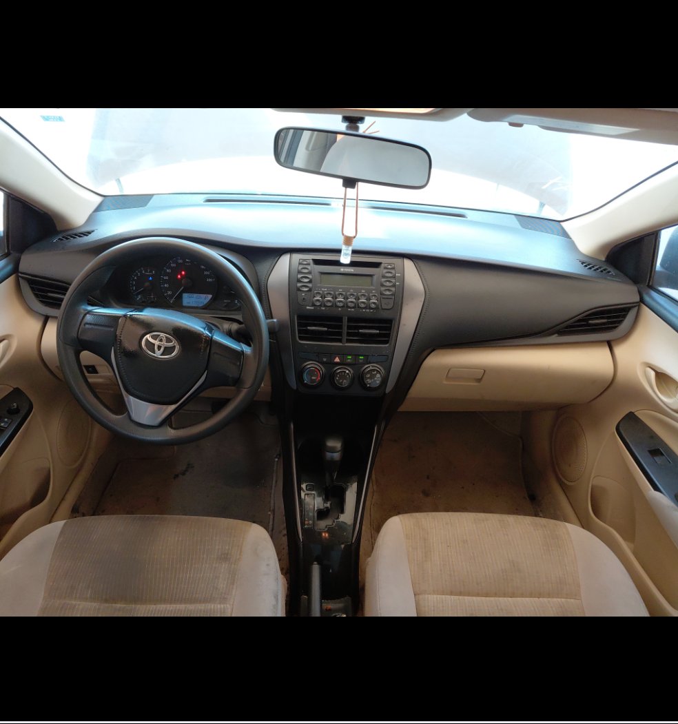 تويوتا يارس Y FLT  2021 image