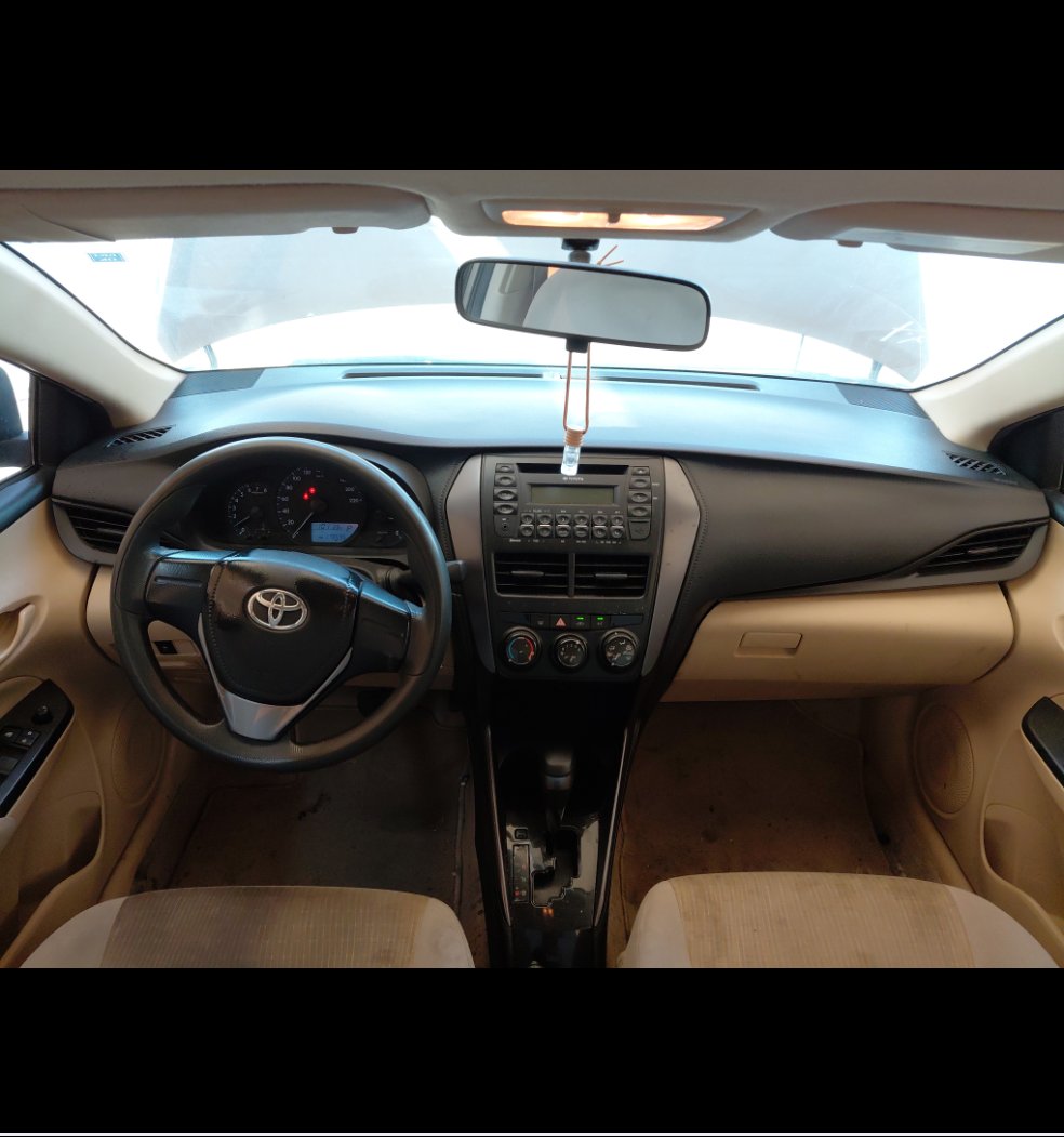 تويوتا يارس Y FLT  2021 image