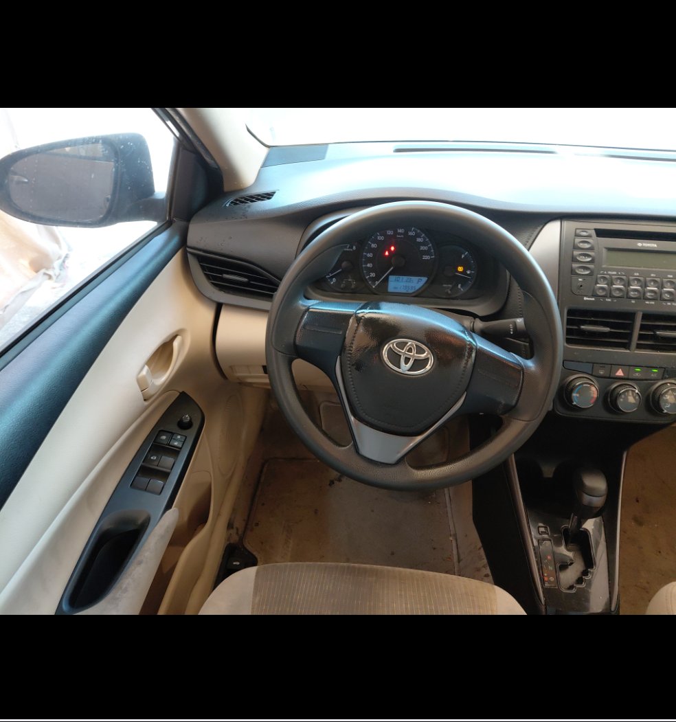 تويوتا يارس Y FLT  2021 image