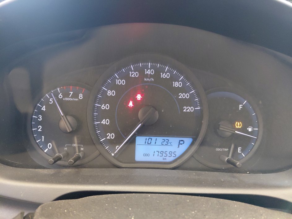 تويوتا يارس Y FLT  2021 image