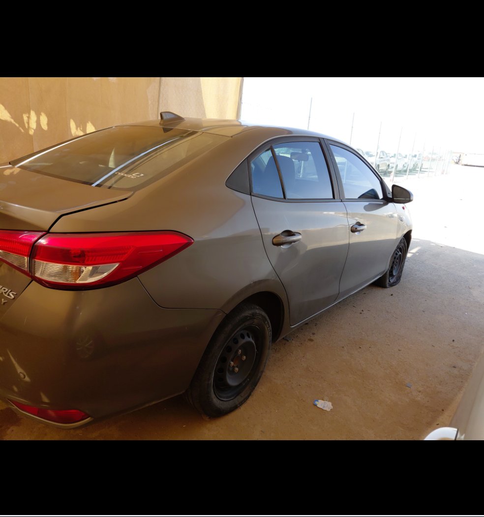 تويوتا يارس Y FLT  2021 image