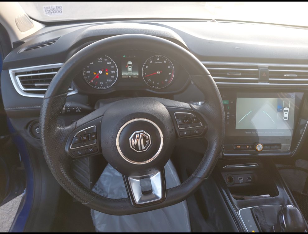 إم جي 5  2022 image