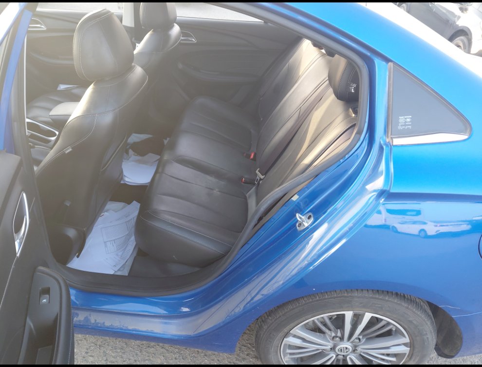 إم جي 5  2022 image