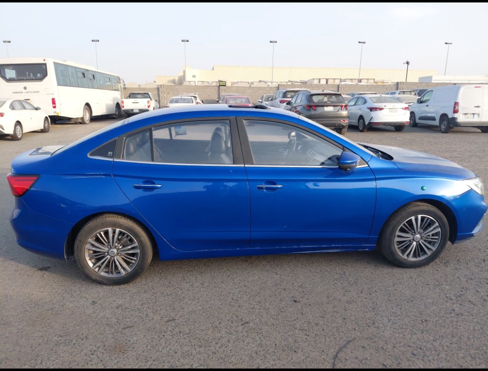 إم جي 5  2022 image