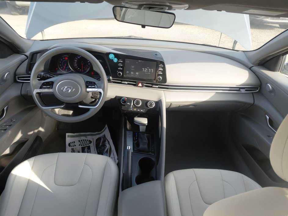 Hyundai Elantra  2023 image