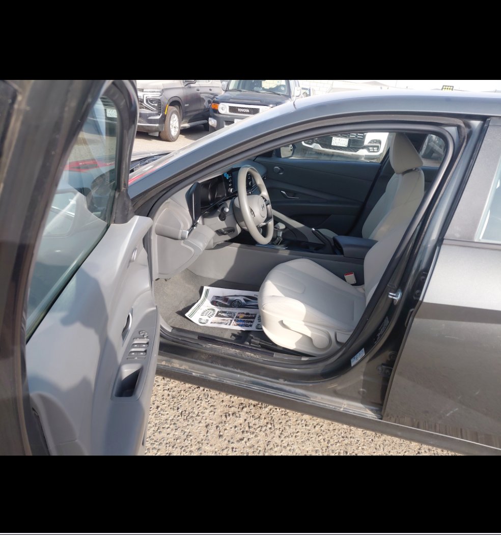 Hyundai Elantra  2023 image