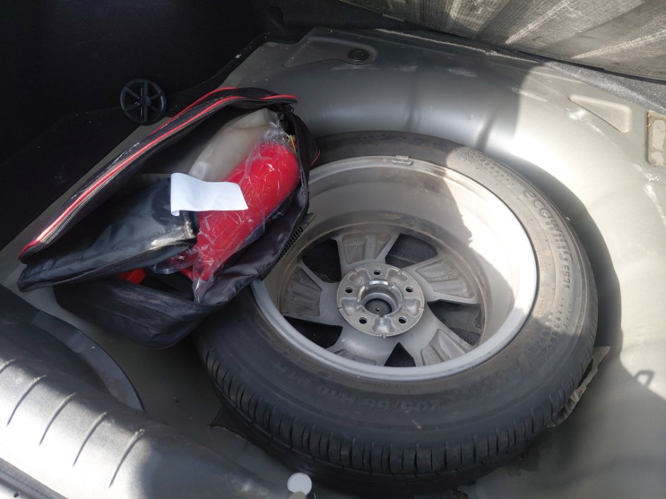 Hyundai Elantra  2023 image