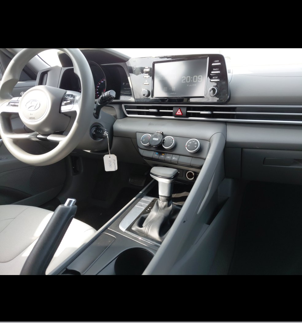 Hyundai Elantra  2023 image