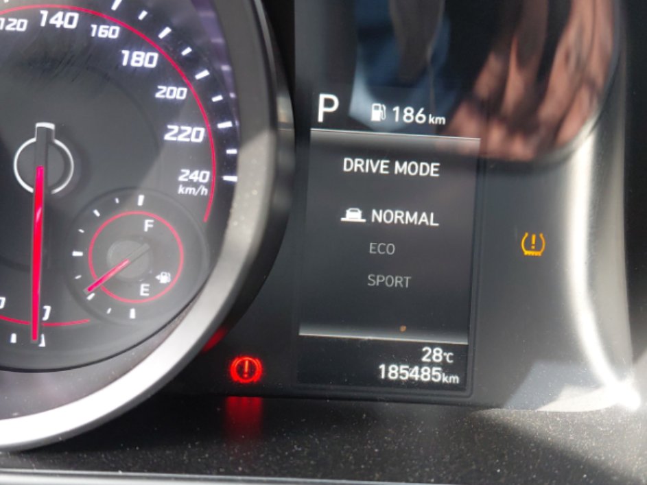 Hyundai Elantra  2023 image