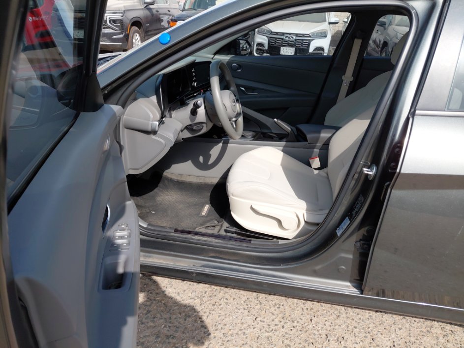 Hyundai Elantra  2023 image