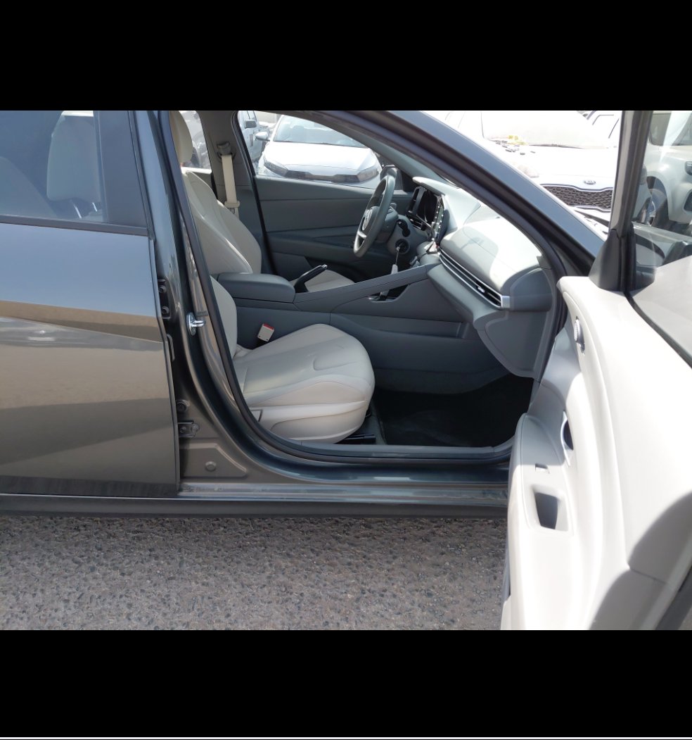 Hyundai Elantra  2023 image