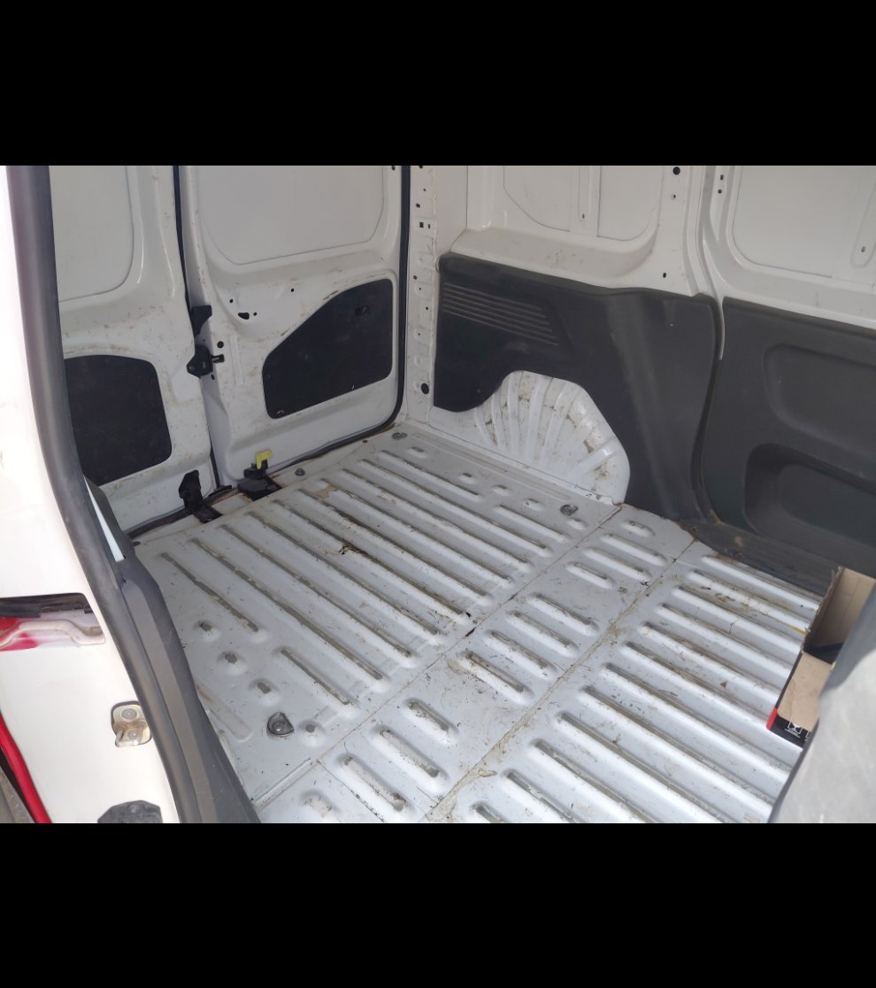 بيجو بارتنر  2023 image