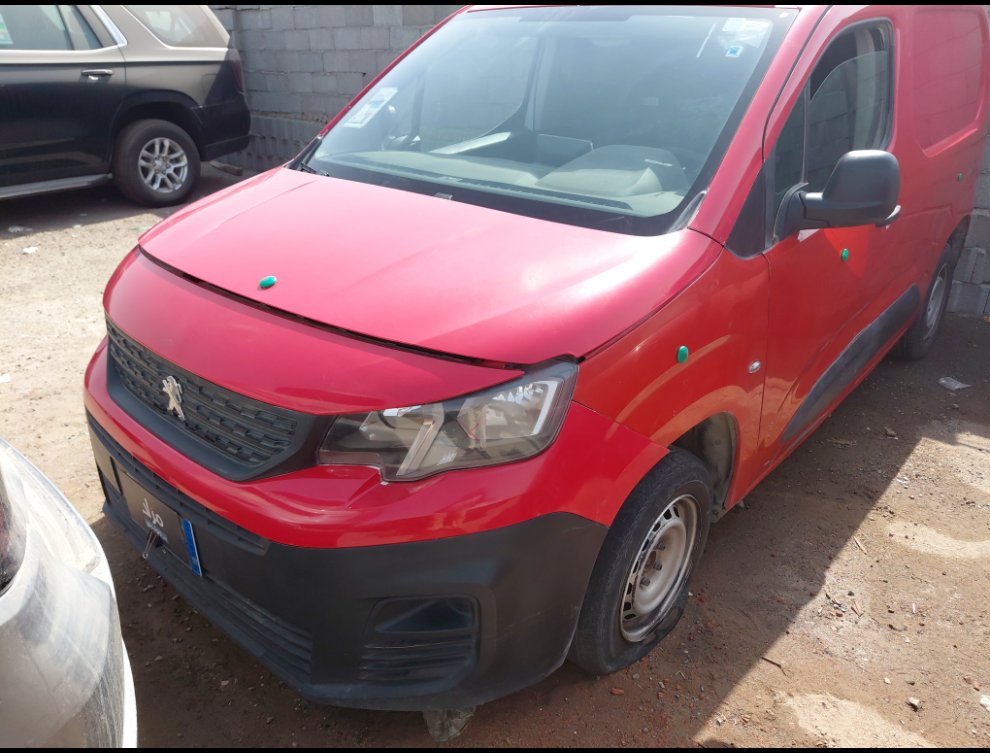 بيجو بارتنر  2023