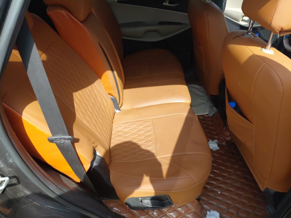 كيا سورينتو UM LX 2WD 2020 image