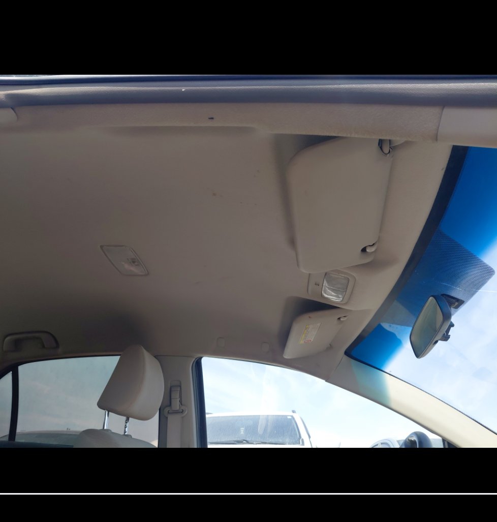 تويوتا يارس  2012 image