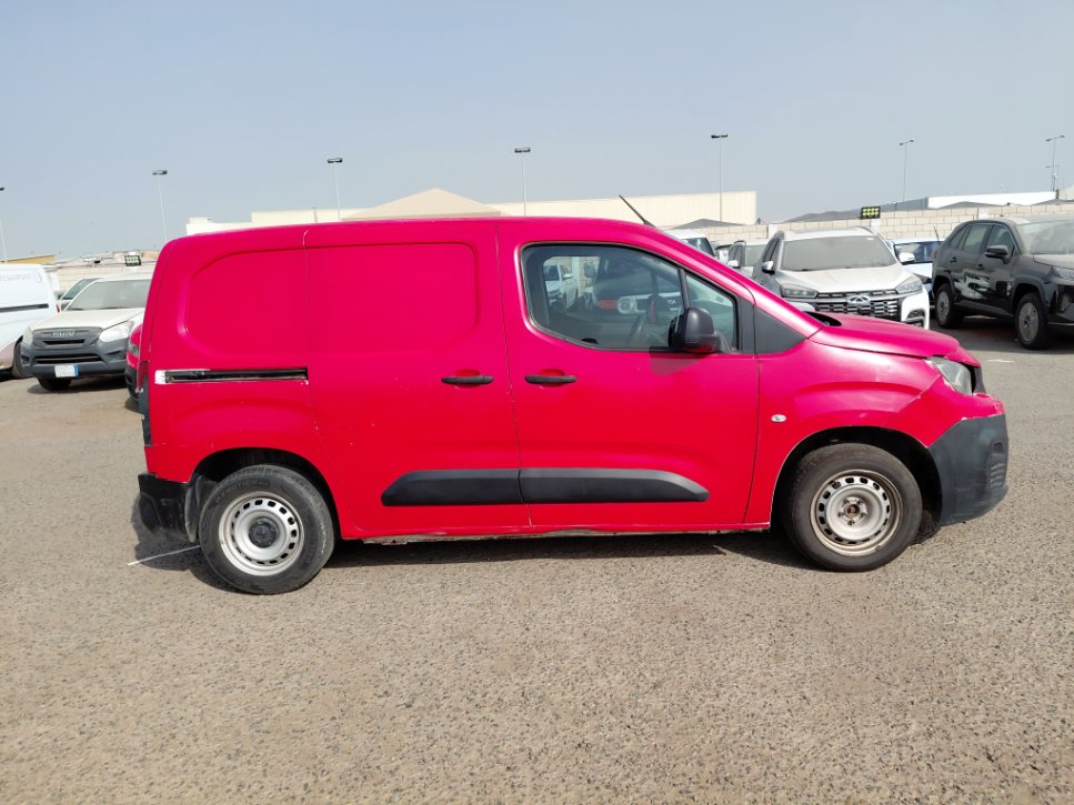 Peugeot  Partner  2023 image