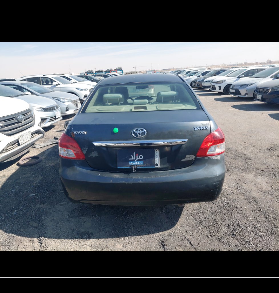 تويوتا يارس  2012 image