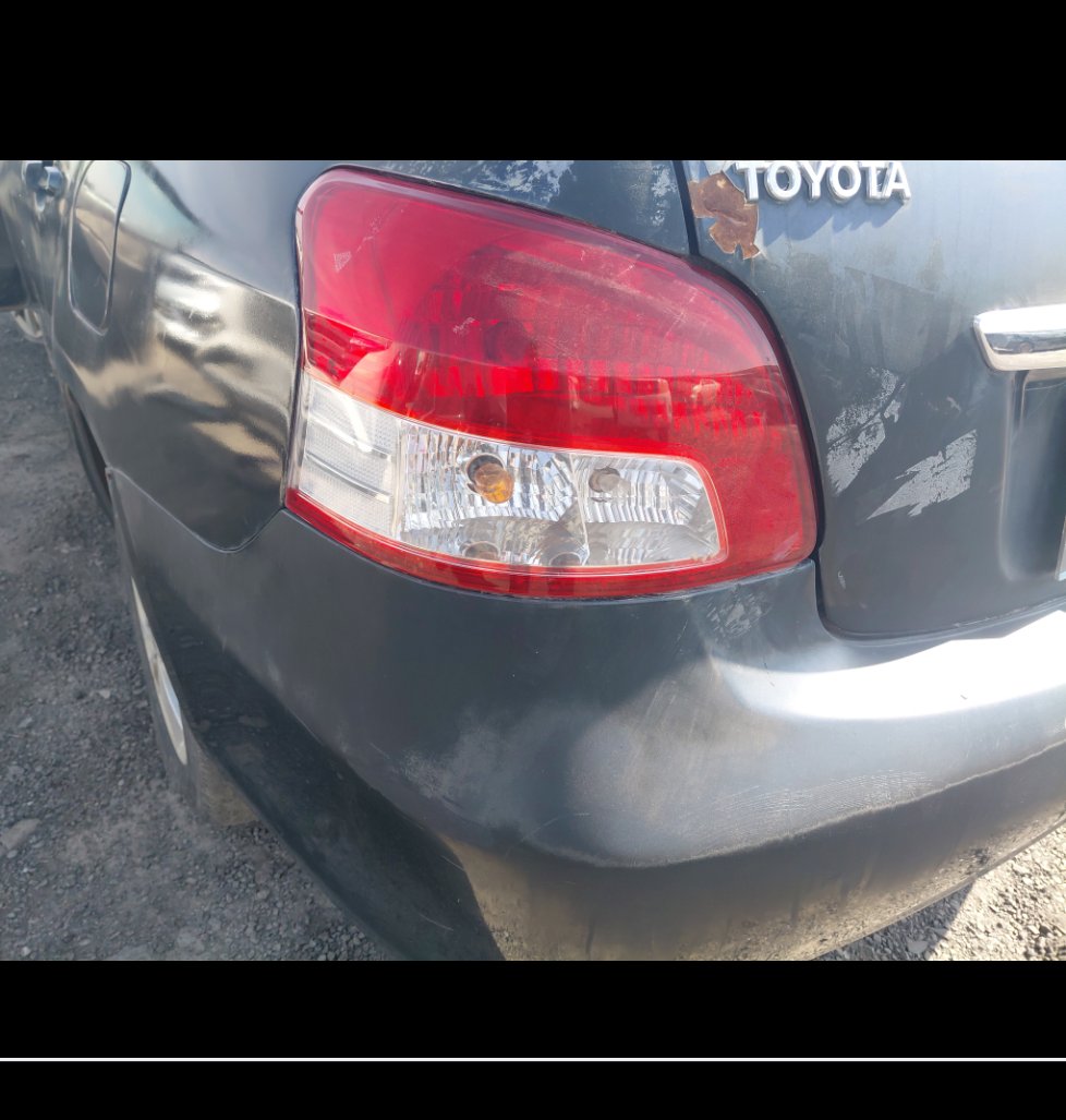 تويوتا يارس  2012 image