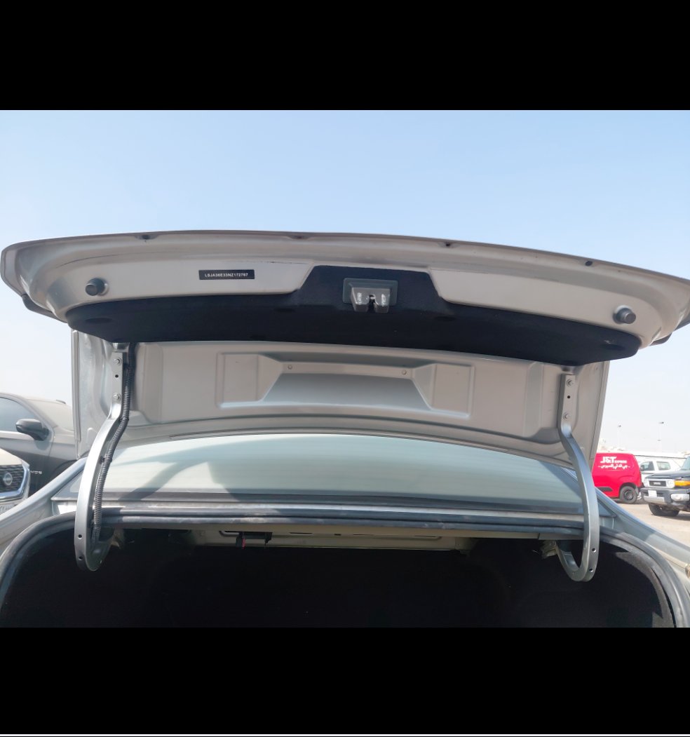 إم جي 5  2022 image