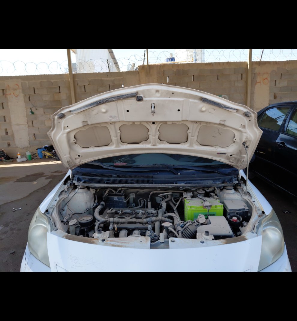 تويوتا يارس  2010 image