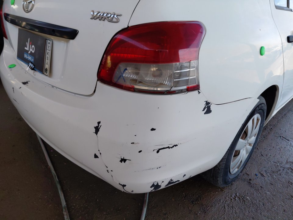 تويوتا يارس  2010 image