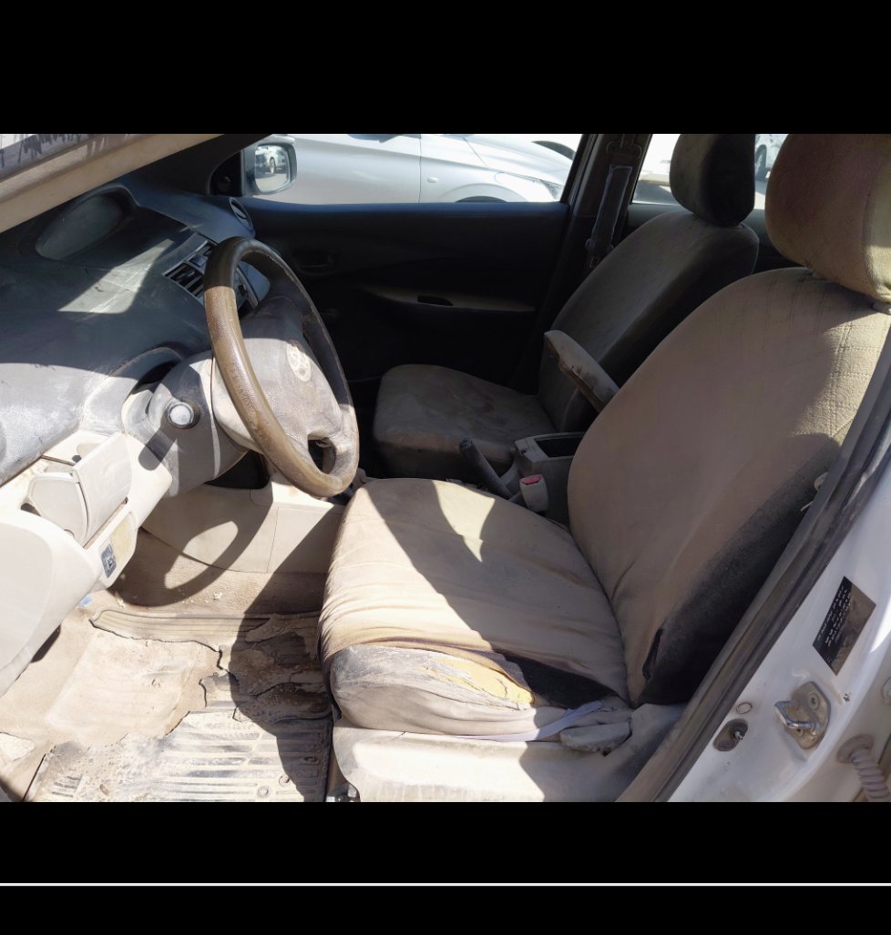 تويوتا يارس  2011 image