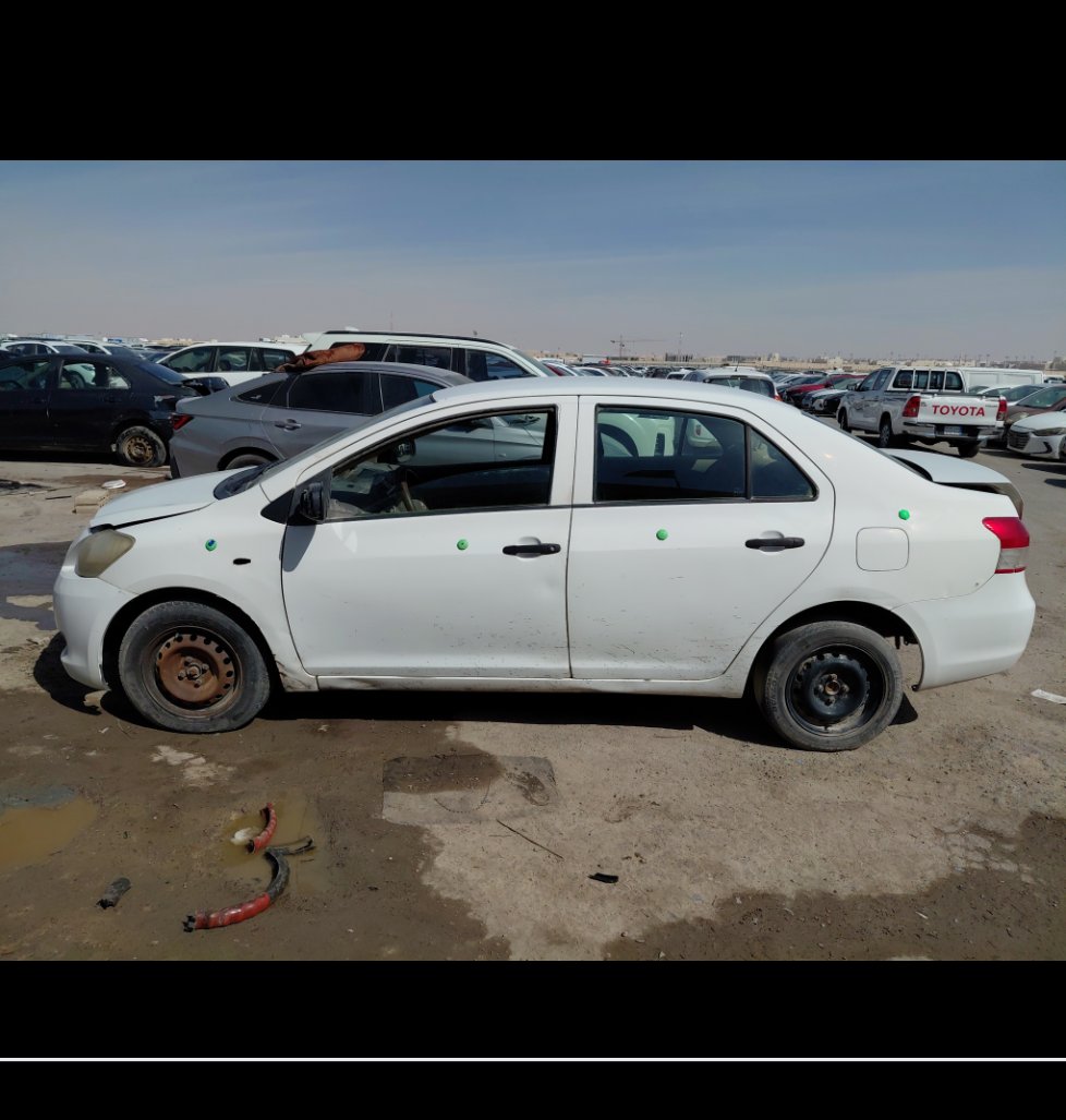 تويوتا يارس  2011 image