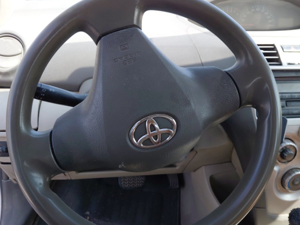 Toyota Yaris  2010 image