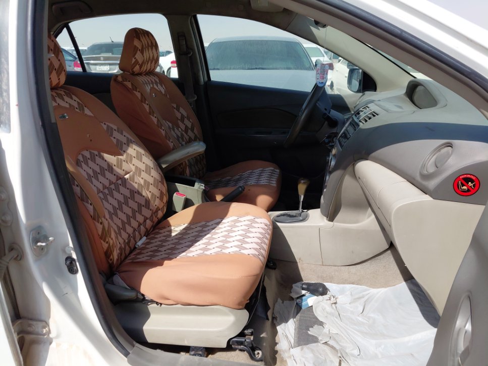 Toyota Yaris  2010 image